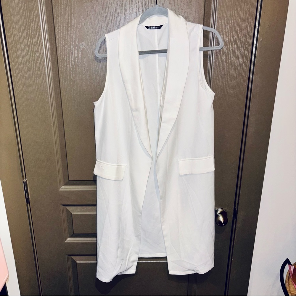 Privé Shawl Collar Longline Vest Blazer
Color: White - Picture 5 of 9